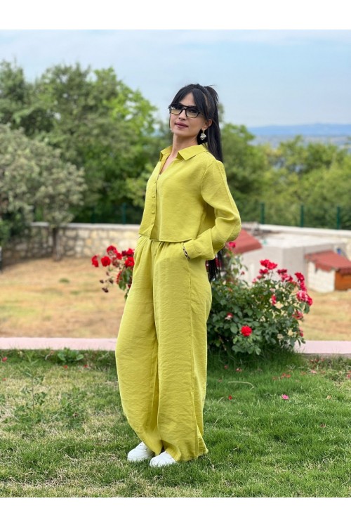 Fıstık Yeşili Kadın Takım – Şık ve Rahat Yazlık İki Parça Takım Modeli